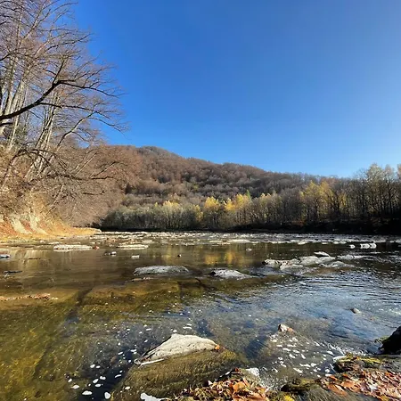 Деревянный коттедж Trzy W Bieszczadach Bukowiec (Lower Silesia)