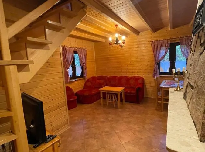 Trzy W Bieszczadach Lodge Bukowiec (Lower Silesia)